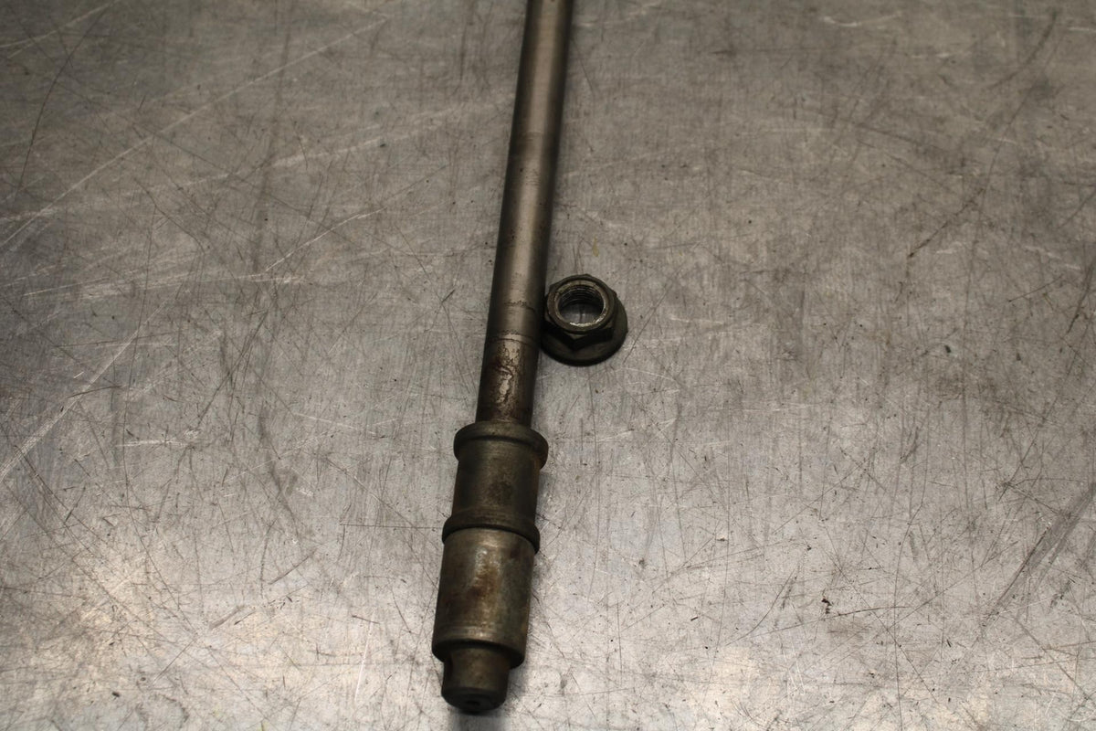 1983 Honda V45 Magna VF750C REAR AXLE BACK WHEEL RIM PIVOT BOLT AXEL BB91
