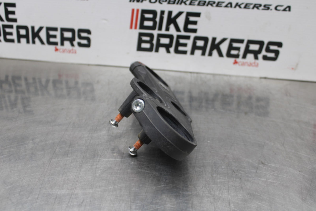 24-25 SUZUKI GSXR1000 FORKS UPPER TRIPLE TREE CLAMP BB767