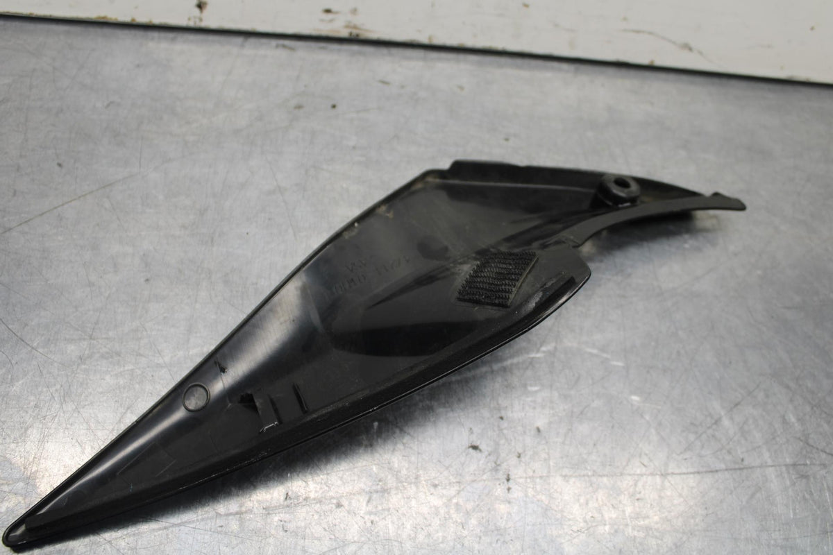 06-07 SUZUKI GSXR750 RIGHT LEFT FRONT SIDE SEAT PANELS TRIMS COWLS BB613