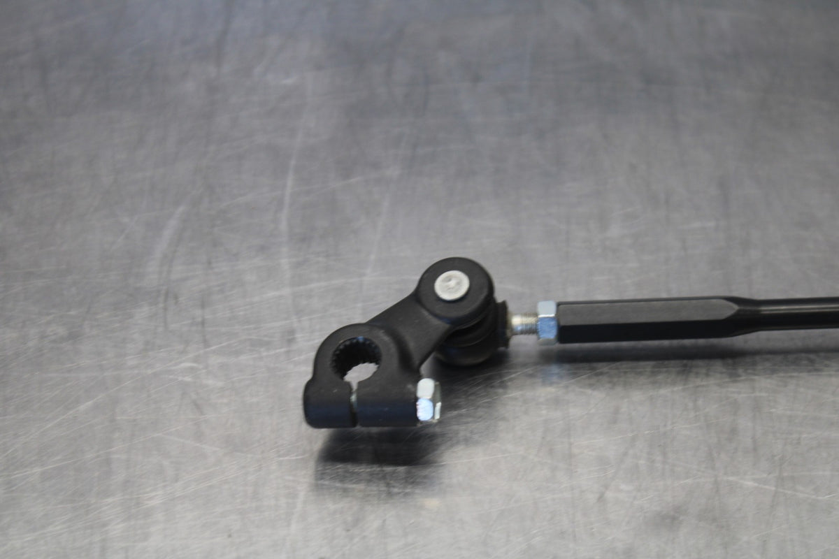 18 SUZUKI GSXR750 SHIFTER LINKAGE SHIFT LINK PEDAL BB891