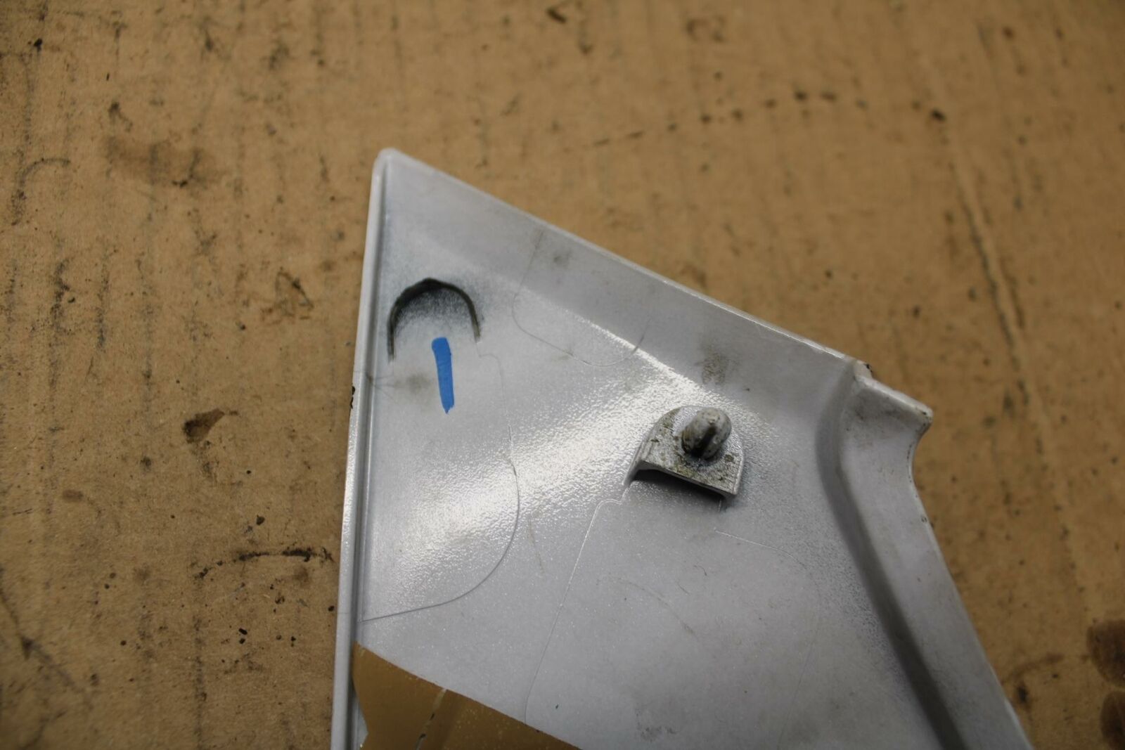 15 KAWASAKI NINJA 300 EX300  RIGHT FRONT SIDE SEAT SADDLE PANEL TRIM COWL BB395