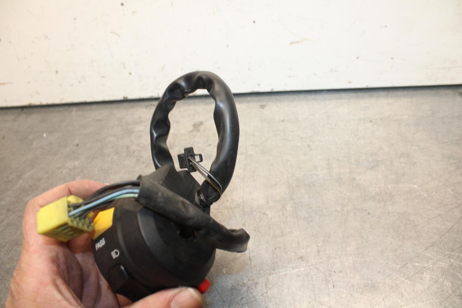 08-10 SUZUKI GSXR 600 750 LEFT CLIP ON HANDLE HORN SIGNALS SWITCH  BB101