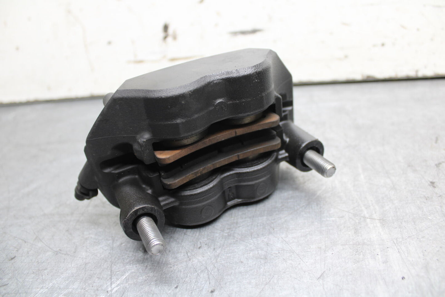 13-18 KAWASAKI NINJA ZX6R RIGHT LEFT FRONT BRAKE CALIPER SET PAIR CALIPERS BB666