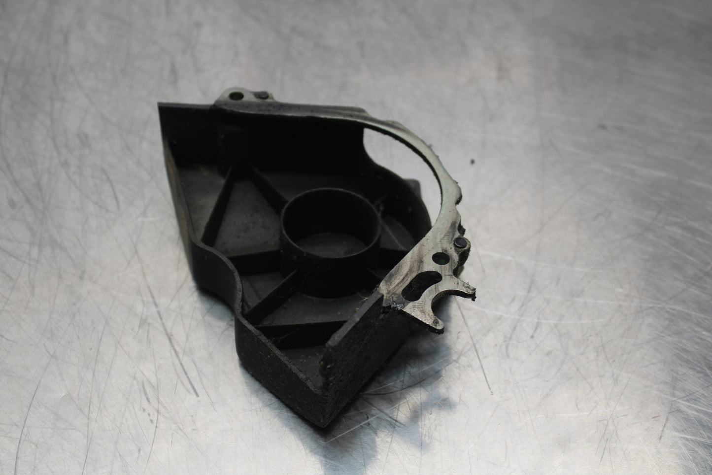 15-16 HONDA CB300F ENGINE SPROCKET COVER BB150