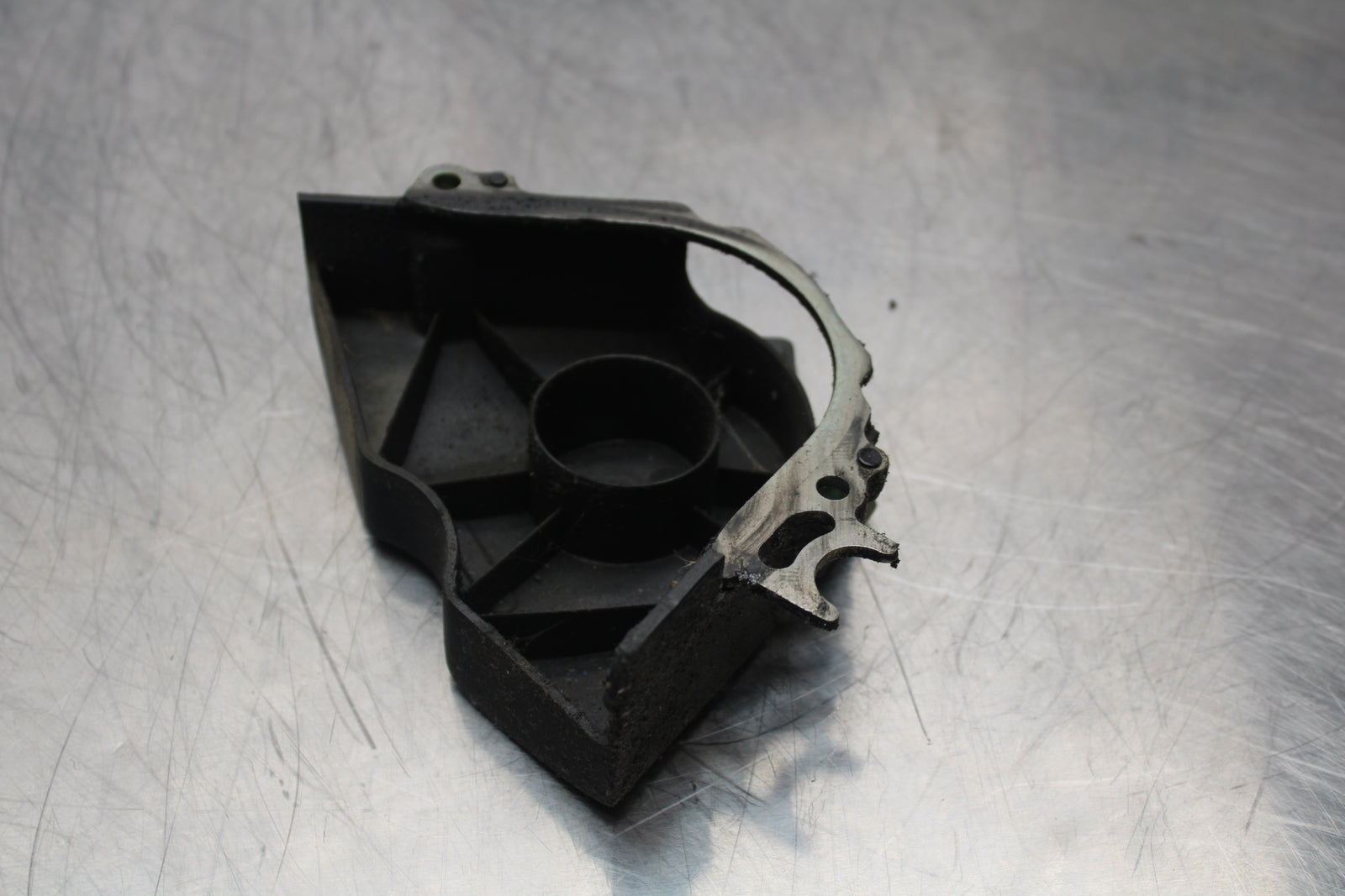 15-16 HONDA CB300F ENGINE SPROCKET COVER BB150