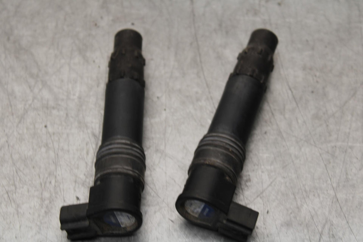 2014 Kawasaki Ninja 650 EX650E IGNITION COILS SPARK PLUG CAPS 21171-0028 BB569