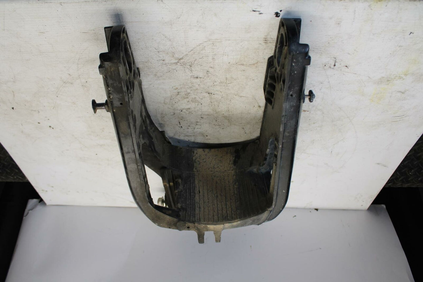 09-14 YAMAHA YZF R1 REAR SWINGARM BACK SUSPENSION SWING ARM BB286