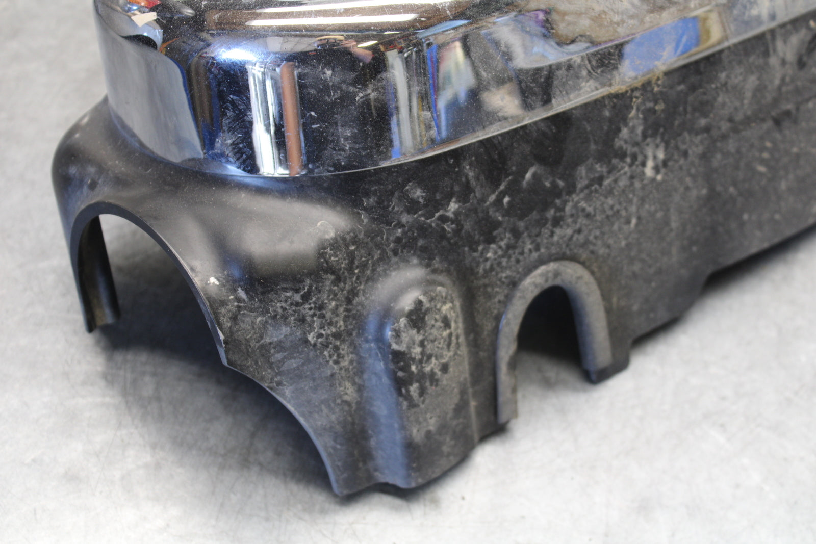 98-03 KAWASAKI VULCAN 1500L STATOR MAGNETO ALTERNATOR GENERATOR COVER BB678