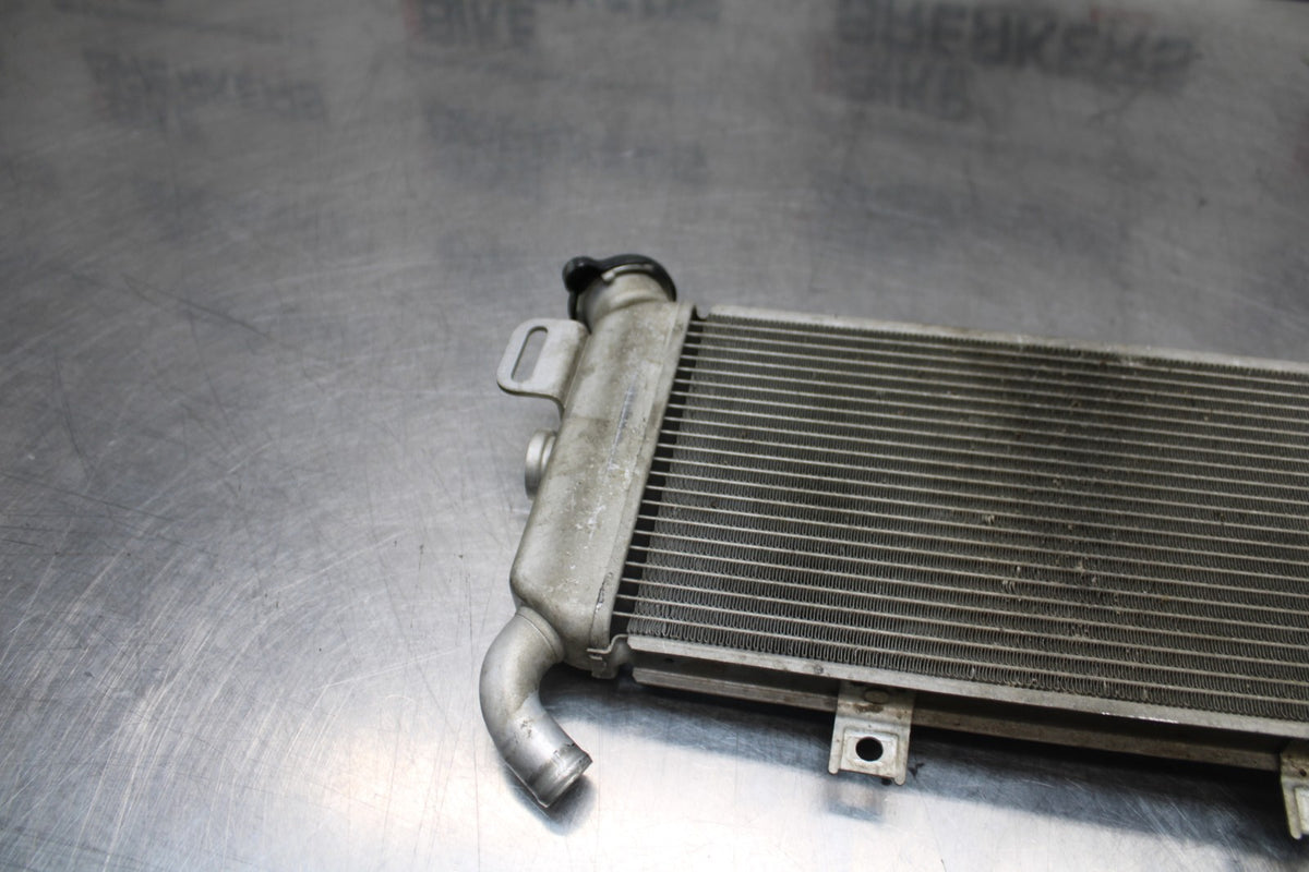06 KAWASAKI NINJA 650 EX650 ENGINE RADIATOR MOTOR COOLER COOLING RADIATER BB823