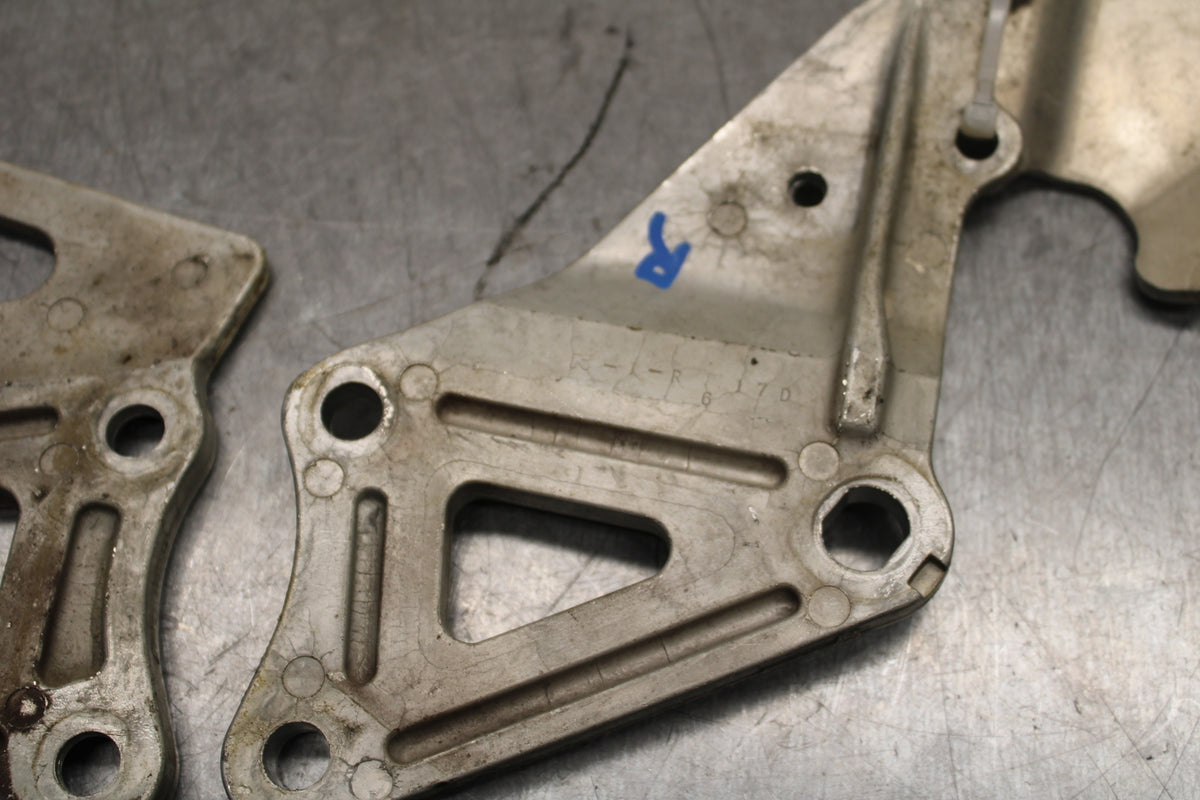 91-92 SUZUKI GSXR750 M  LEFT RIGHT REARSET DRIVER PEG BRACKETS MOUNTS BB125