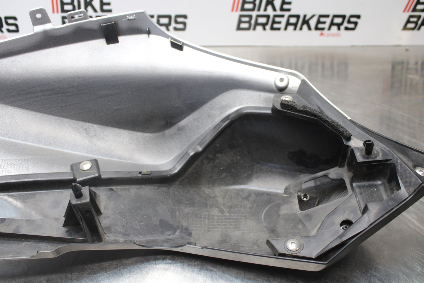 14-17 YAMAHA FZ07 LEFT LOWER MID UPPER SIDE FAIRING COWL BB162