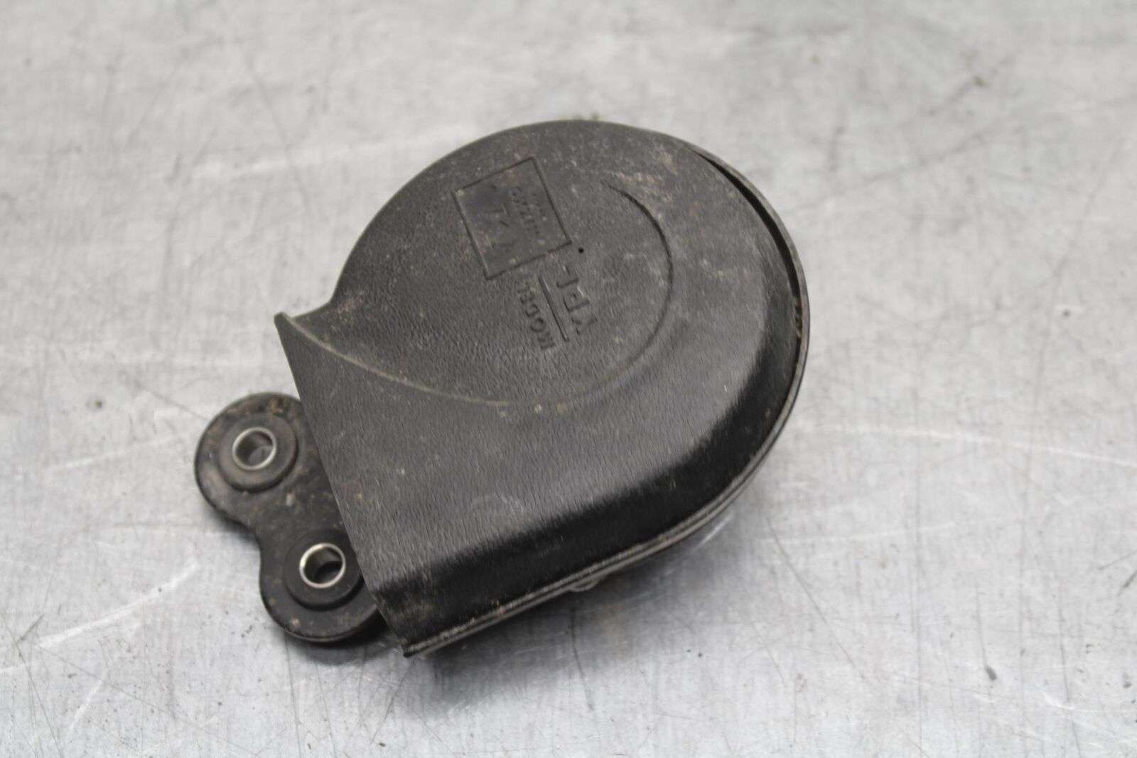 06-14 YAMAHA ROADLINER S XV1900S HORN SIGNAL BB619