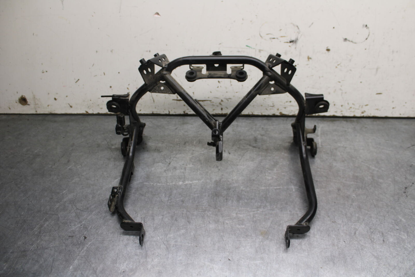 18-24 KAWASAKI NINJA 650 UPPER FAIRING MIRROR GAUGES STAY BRACKET BB725