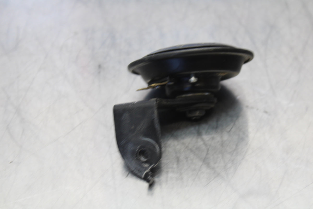 07 KAWASAKI Z1000 HORN SIGNAL BB148