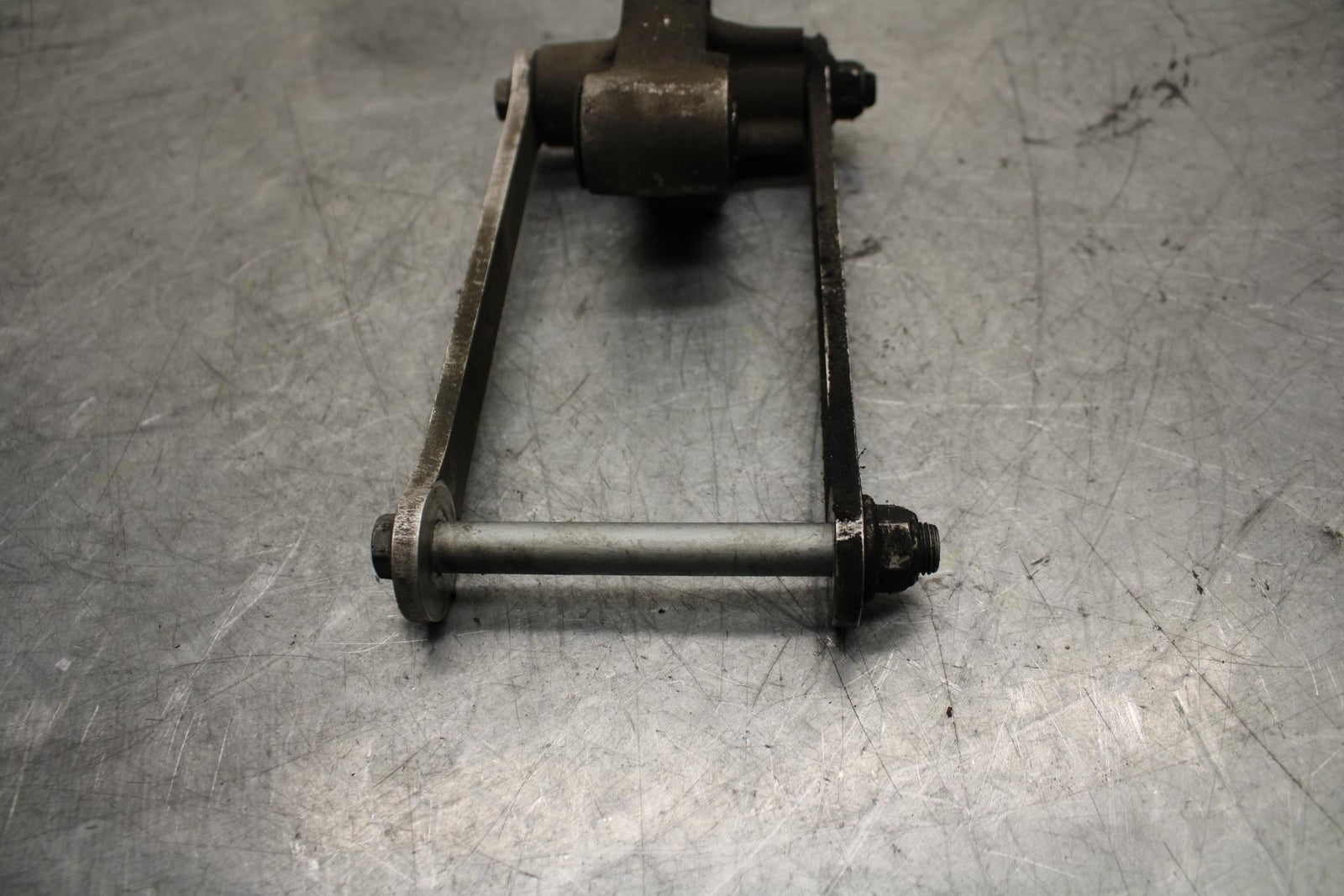 2009 Kawasaki Ninja ZX6R ZX600R REAR DOGBONE SHOCK LINKAGE LINK BB548