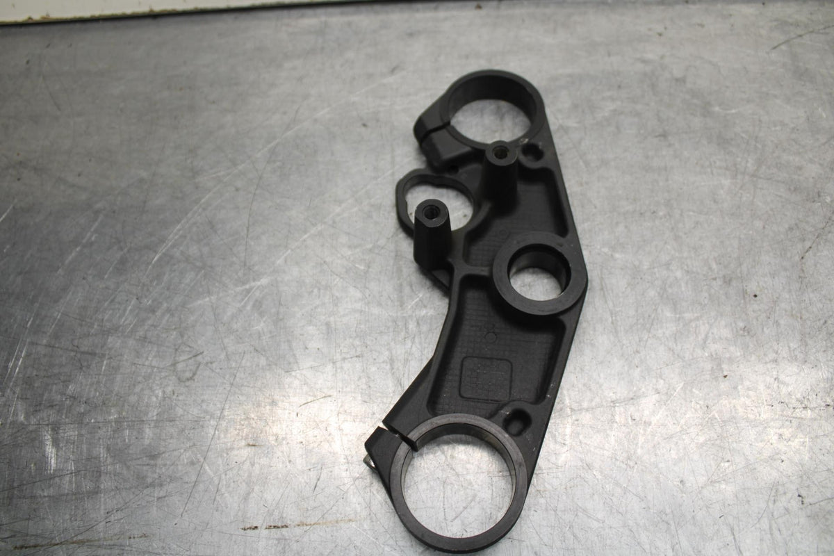 08-10 SUZUKI GSXR 600  FORKS UPPER TRIPLE TREE CLAMP BB92