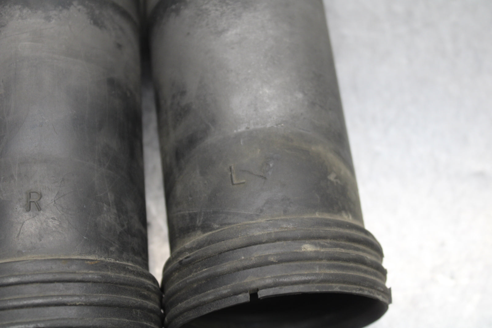 00-02 KAWASAKI NINJA ZX6R RIGHT LEFT AIR INTAKE DUCTS BB750