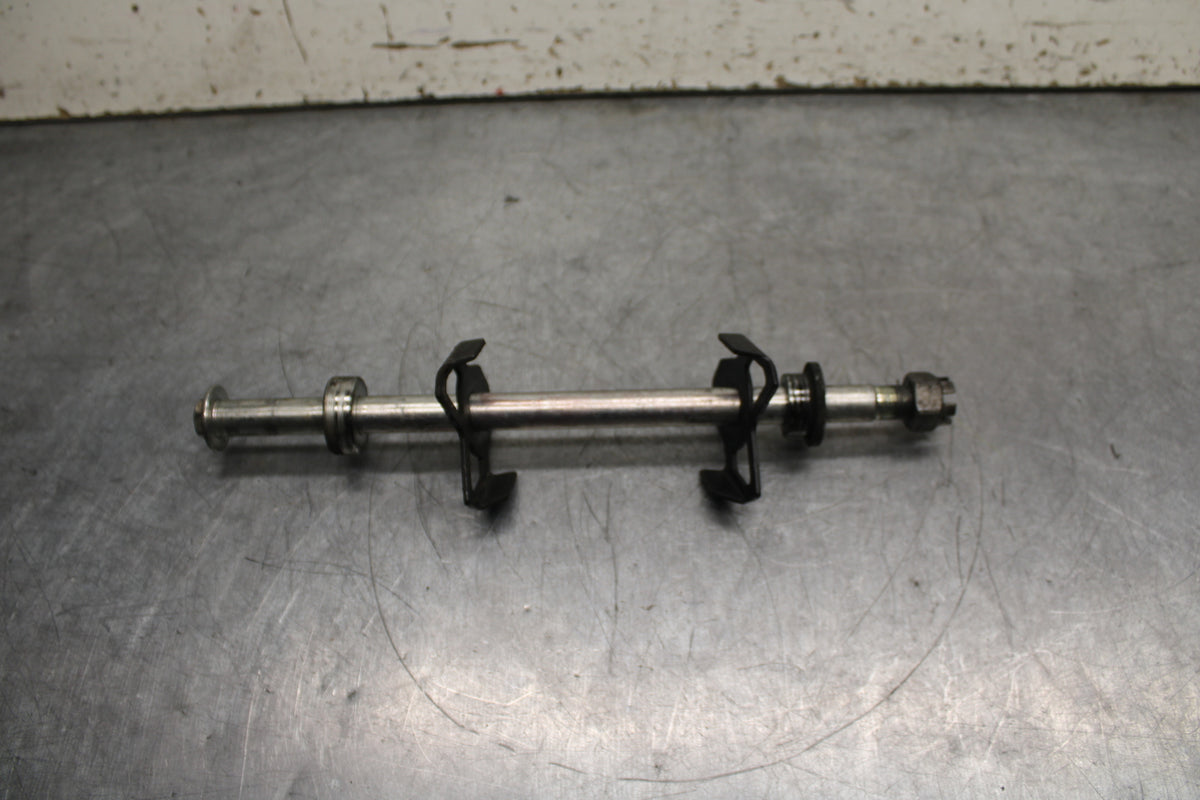 19-22 KAWASAKI Z400 REAR AXLE BACK WHEEL RIM PIVOT BOLT AXEL BB738