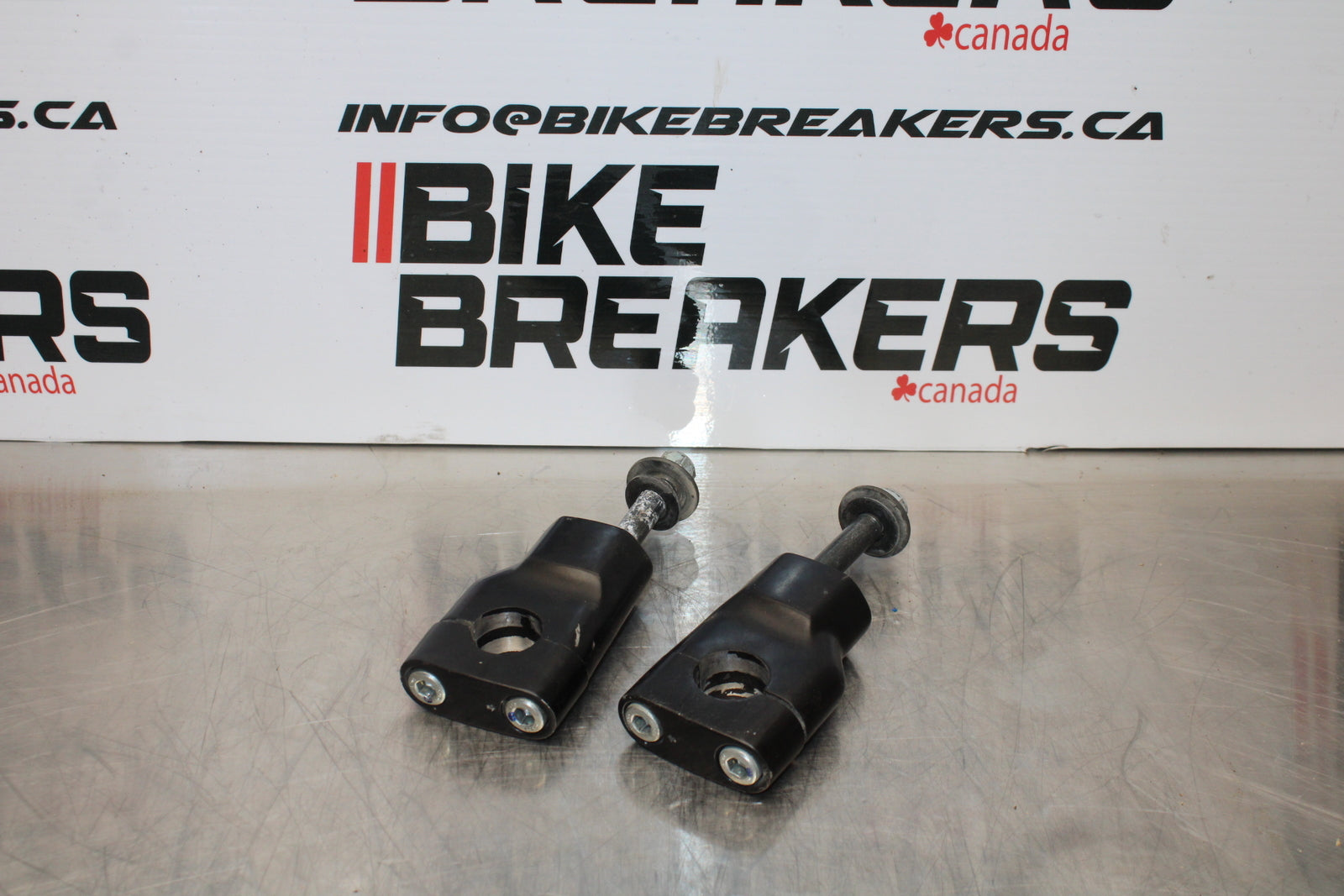 09-15 YAMAHA FZ6R HANDLEBAR RISERS BB161