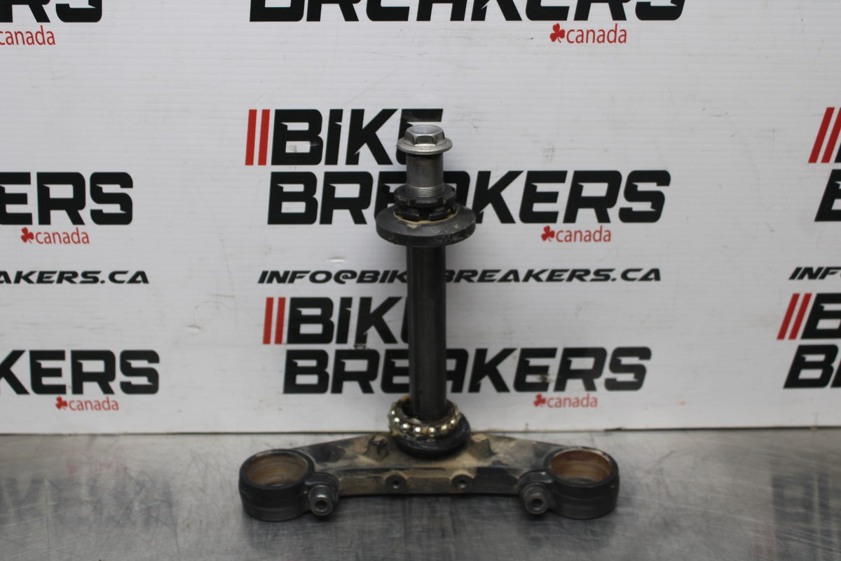 17-18 YAMAHA YZF R3 FRONT FORKS CLAMP LOWER TRIPLE TREE STEM BB788