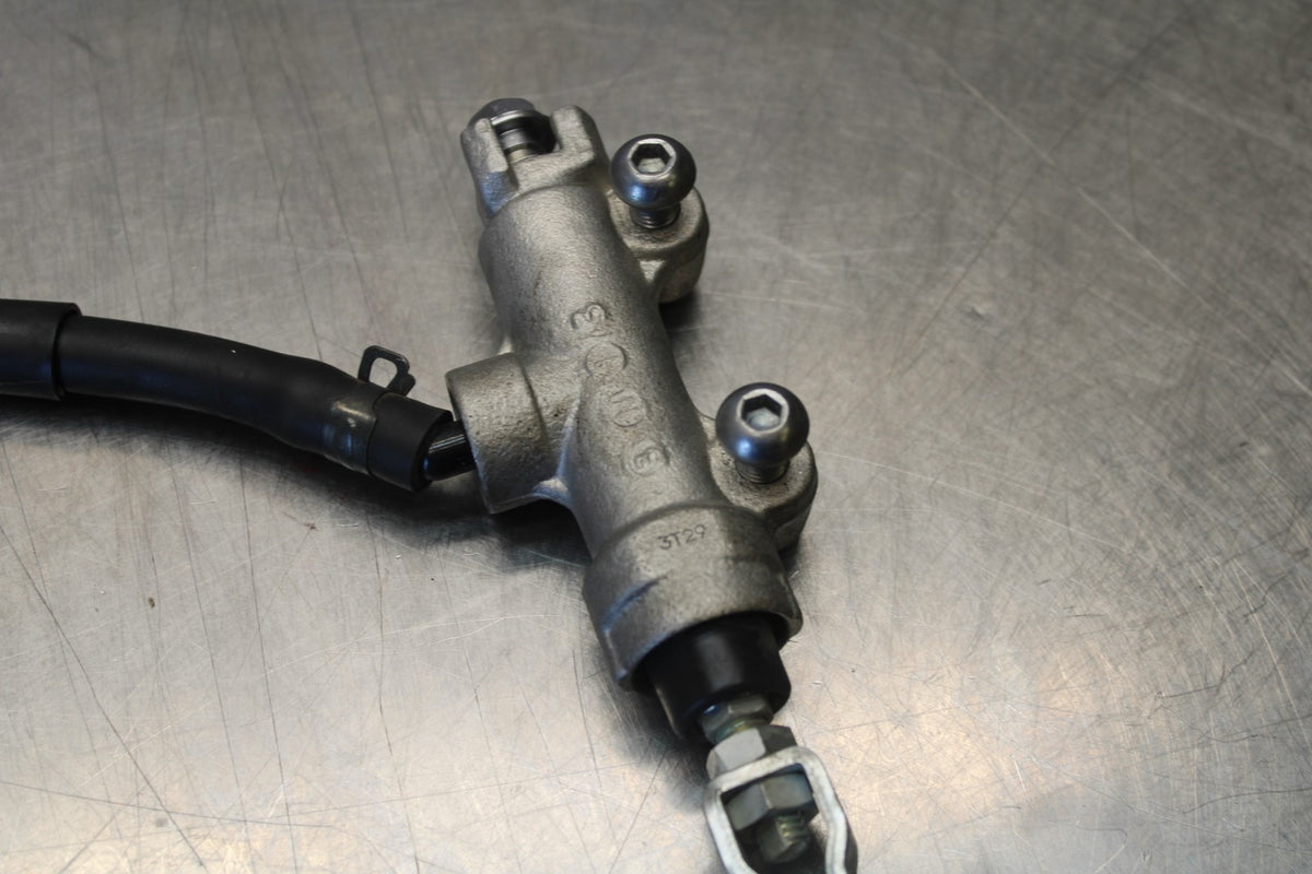 22 KAWASAKI NINJA 1000SX REAR BACK BRAKE MASTER CYLINDER W RESERVOIR BB780