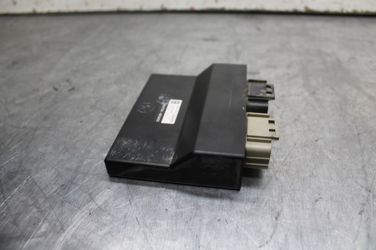 11-24 SUZUKI GSXR750 ECU COMPUTER CONTROLLER UNIT BLACK BOX ECM CDI  BB714