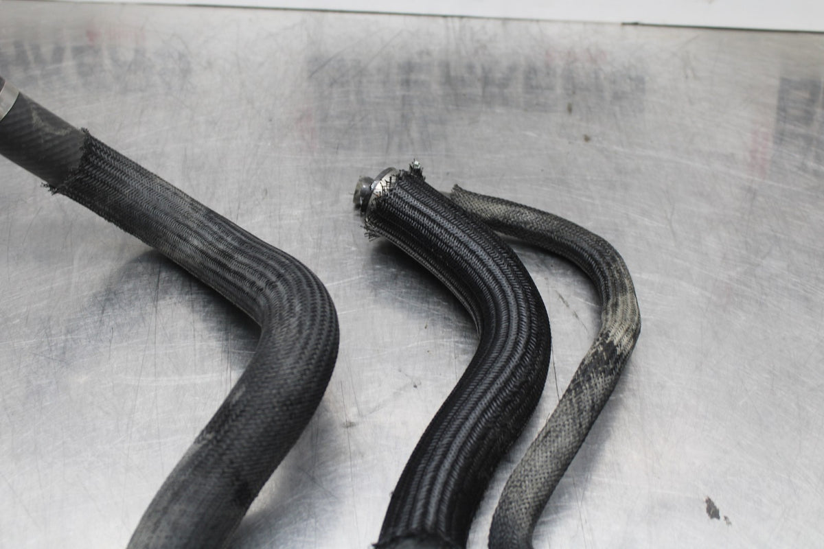 08-10 SUZUKI GSXR 600 RADIATOR HOSES ENGINE COOLANT WATER PIPES HOSE BB765