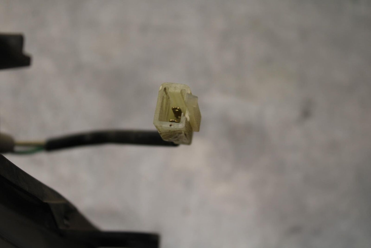 2011 Kawasaki Ninja ZX6R ZX600R LEFT FRONT TURN SIGNAL LIGHT INDICATOR BB587