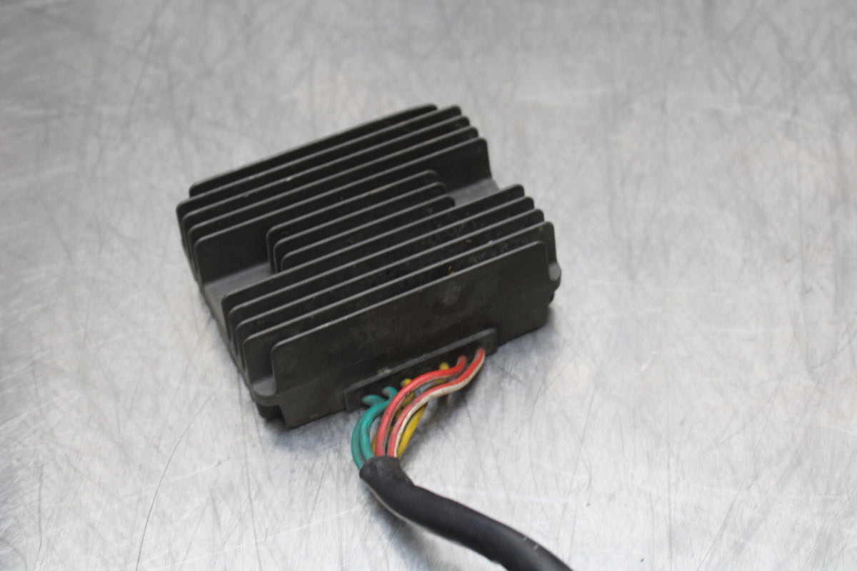 08 MOTO GUZZI BREVA 750 RECTIFIER VOLTAGE REGULATOR BB154