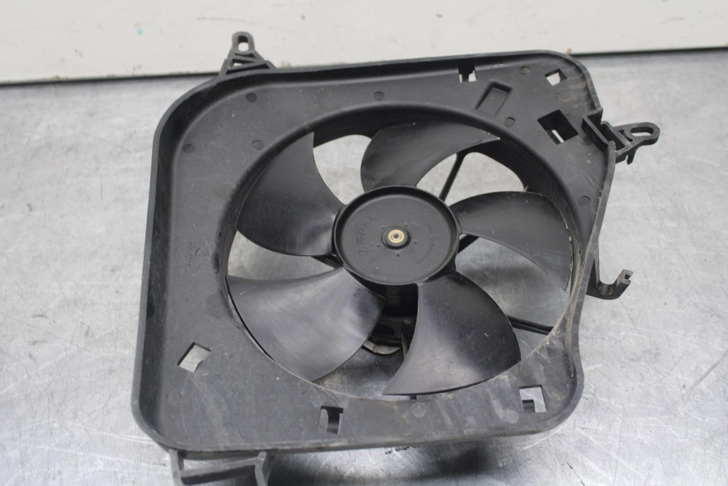  BB6042016 BMW S1000R ABS ENGINE RADIATOR COOLING FAN BB604