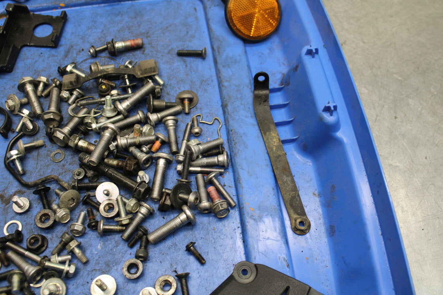 12-13 KAWASAKI Z1000 MOUNTING BOLTS HARDWARE MOTOR SCREWS BB743