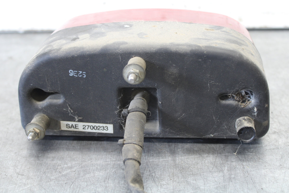 01-06 TRIUMPH TIGER 955I REAR TAIL TAILLIGHT BACK BRAKE LIGHT BB693