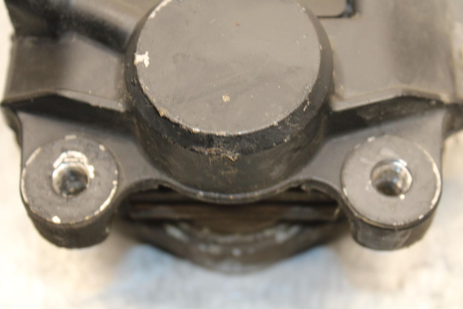 1982 Suzuki GS1100ES REAR BACK BRAKE CALIPER BB55