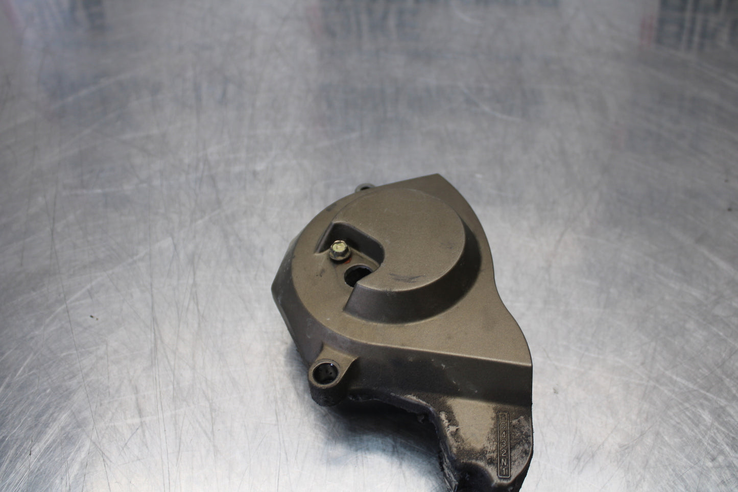 04-05 KAWASAKI NINJA ZX10R ENGINE SPROCKET COVER BB163