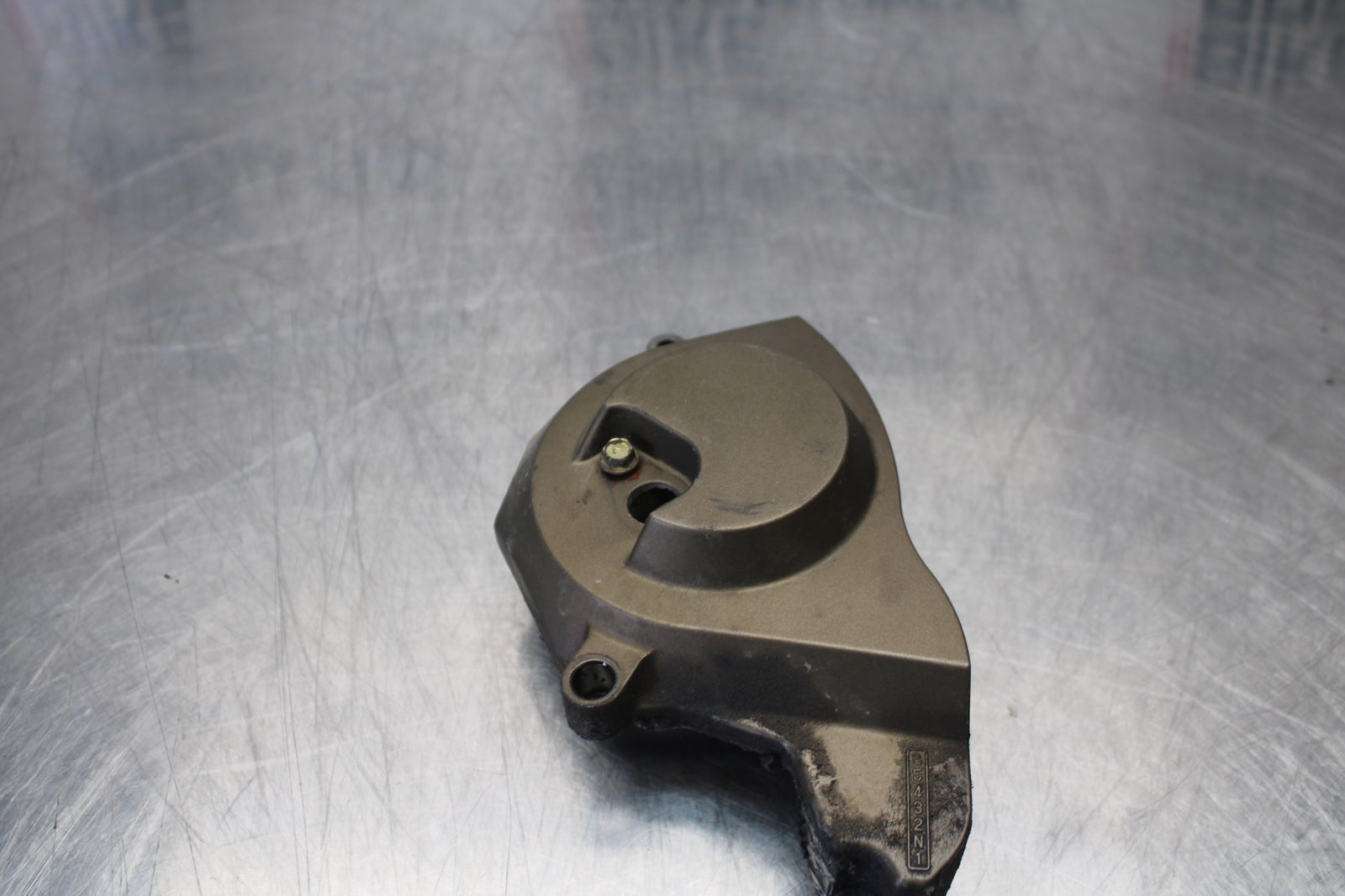 04-05 KAWASAKI NINJA ZX10R ENGINE SPROCKET COVER BB163