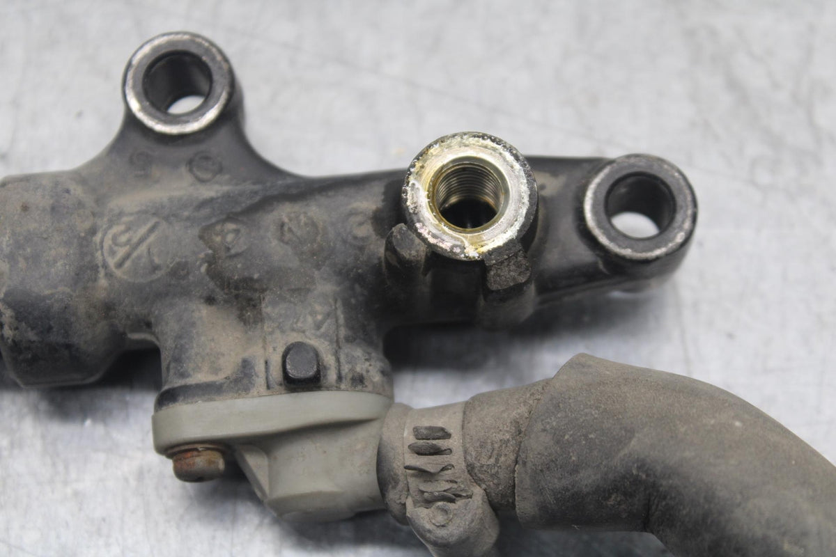 1988 Yamaha FZ600 RIGHT REARSET REAR SET DRIVER FOOT PEG REST STOP BB601