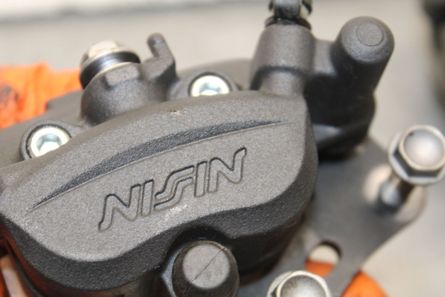 18-23 KAWASAKI NINJA 400 LEFT FRONT BRAKE CALIPER BB660