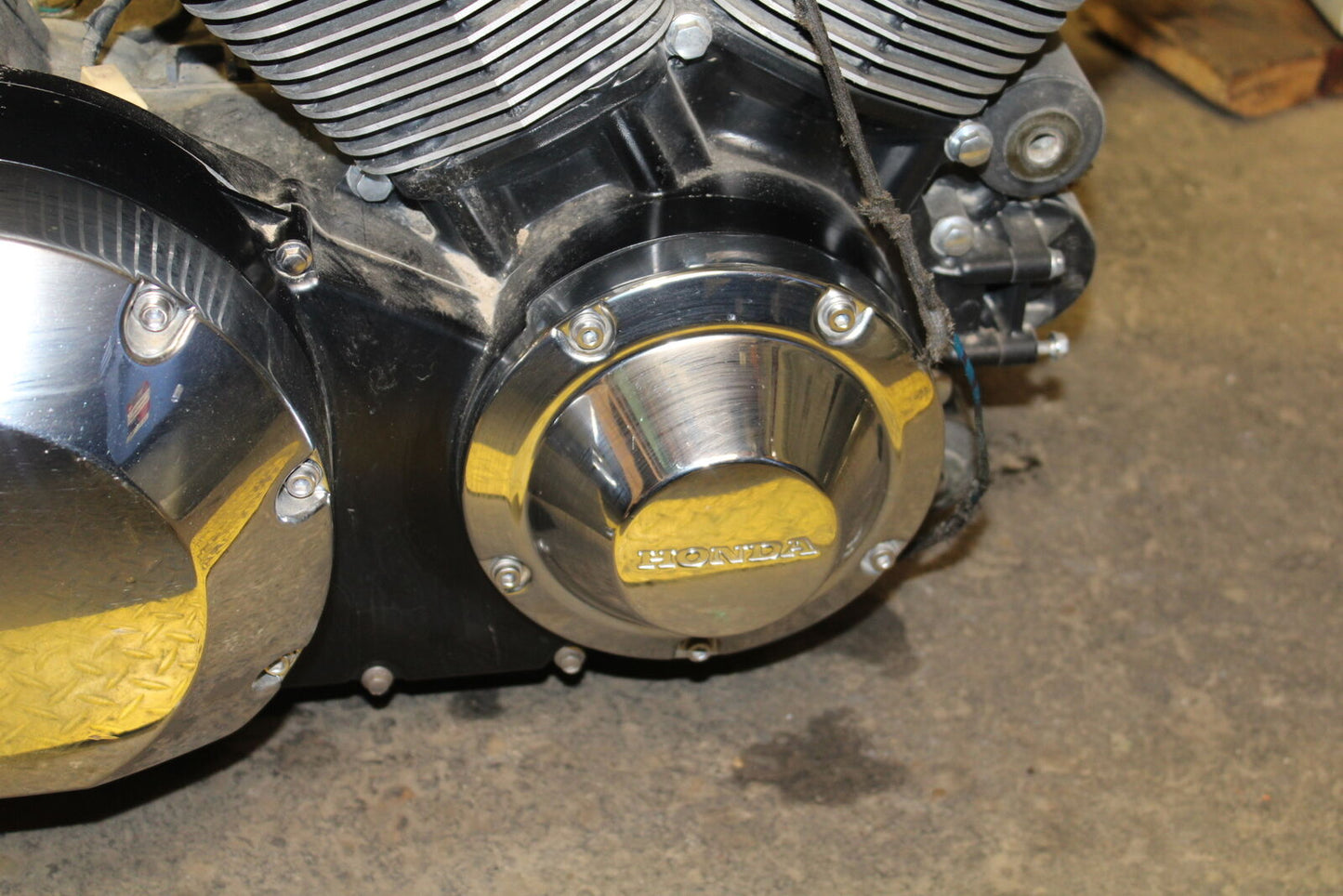 05-07 HONDA VTX1800F2 ENGINE MOTOR BB351