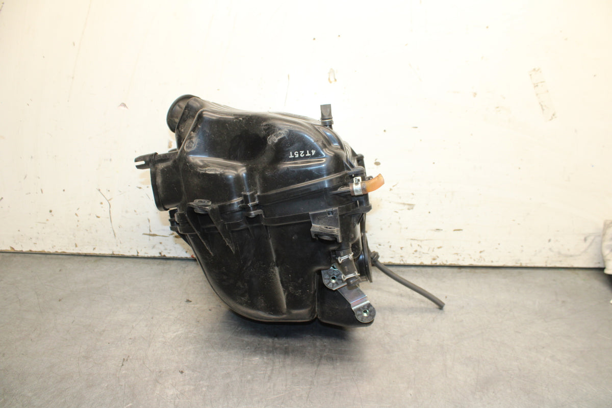 15-16 HONDA CB300F AIRBOX AIR INTAKE FILTER BOX BB740