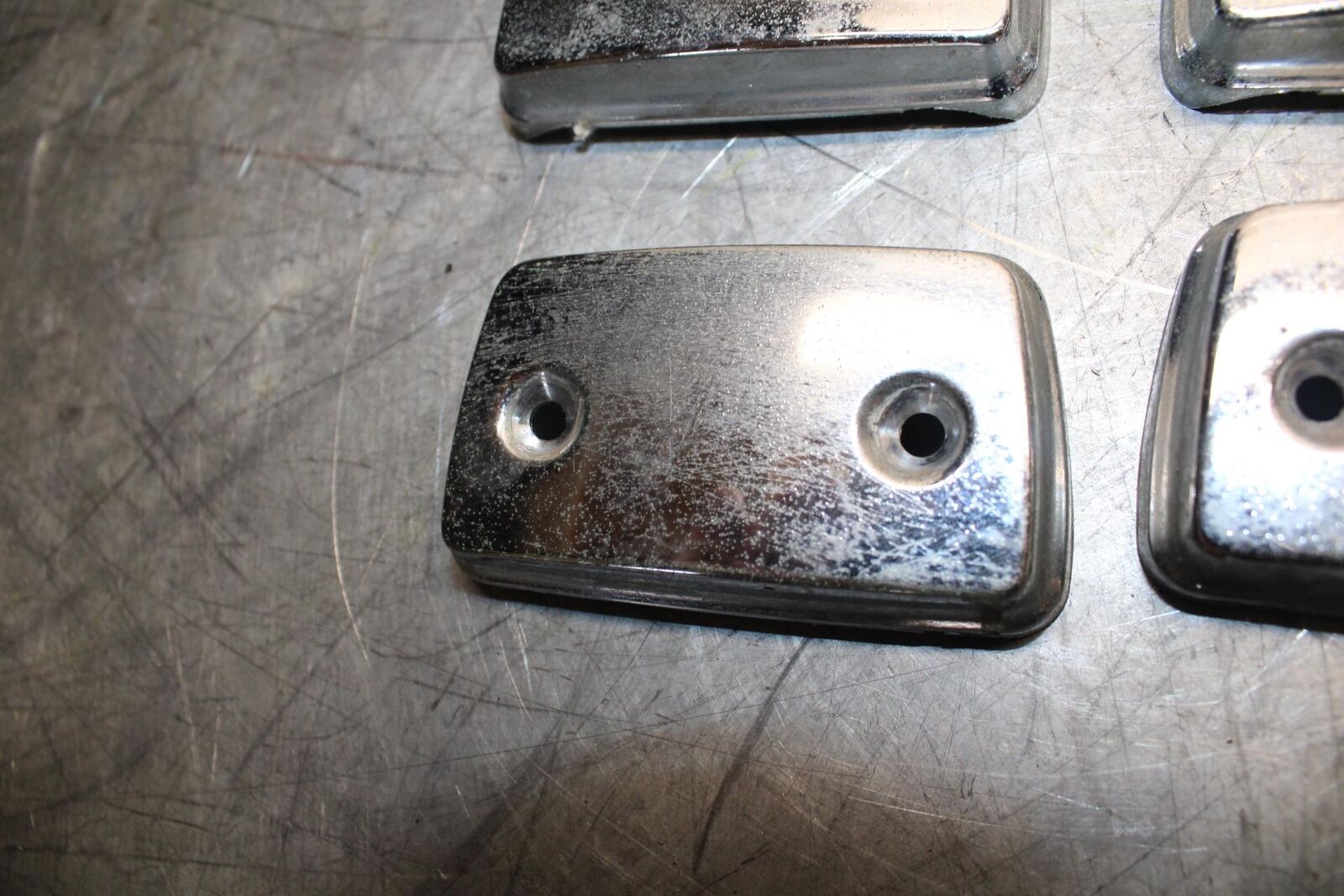 1982 Suzuki GS450L ENGINE CAM CAP COVER BB52