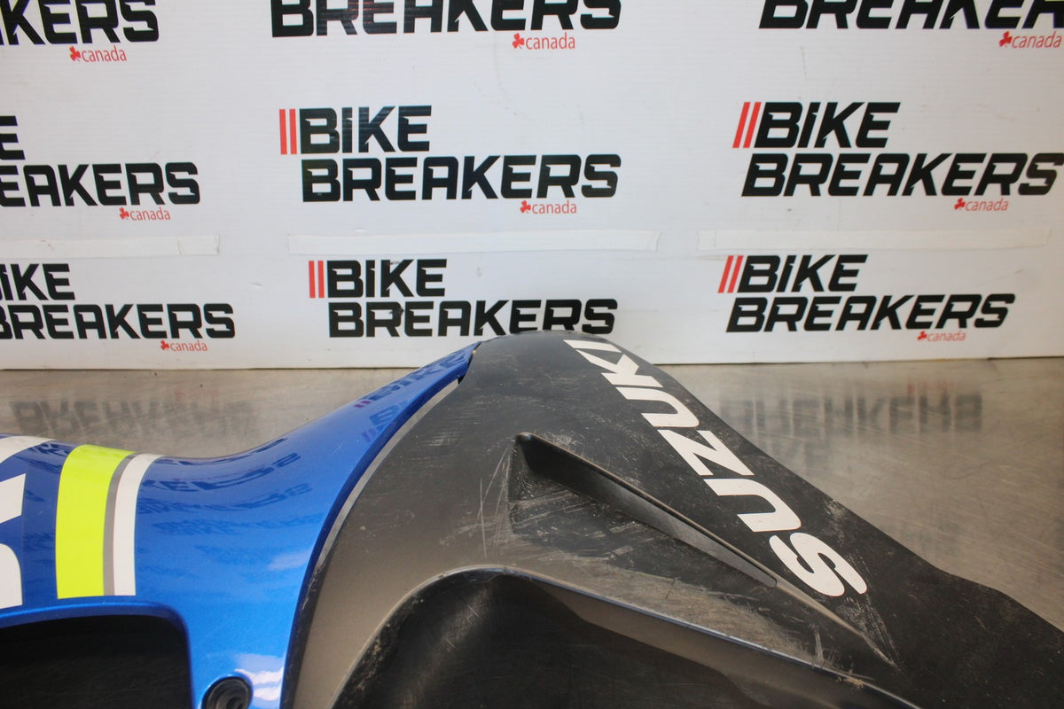 18 SUZUKI GSXR750 OEM RIGHT LOWER MID UPPER SIDE FAIRING COWL  BB891