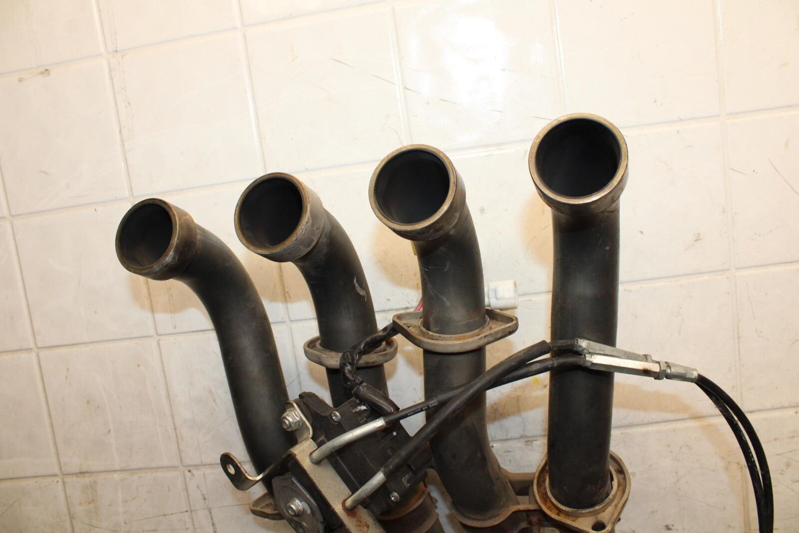2008 Suzuki GSXR1000 EXHAUST HEADER PIPES MANIFOLD 14100-21H00 BB519