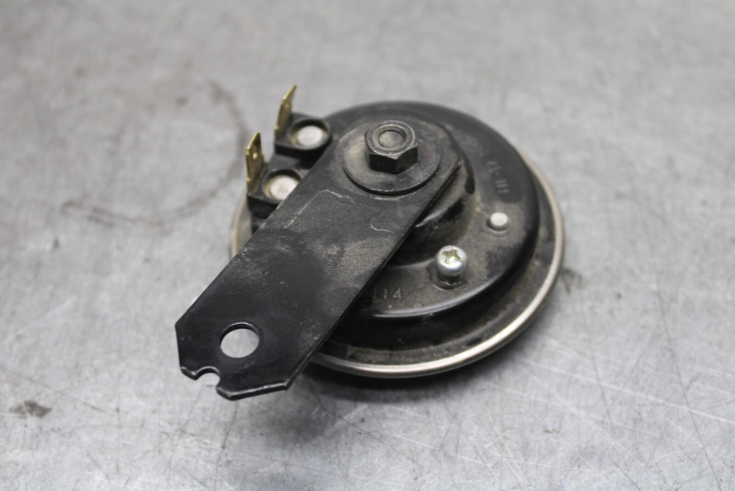 22-24 YAMAHA XSR900 HORN SIGNAL BB683