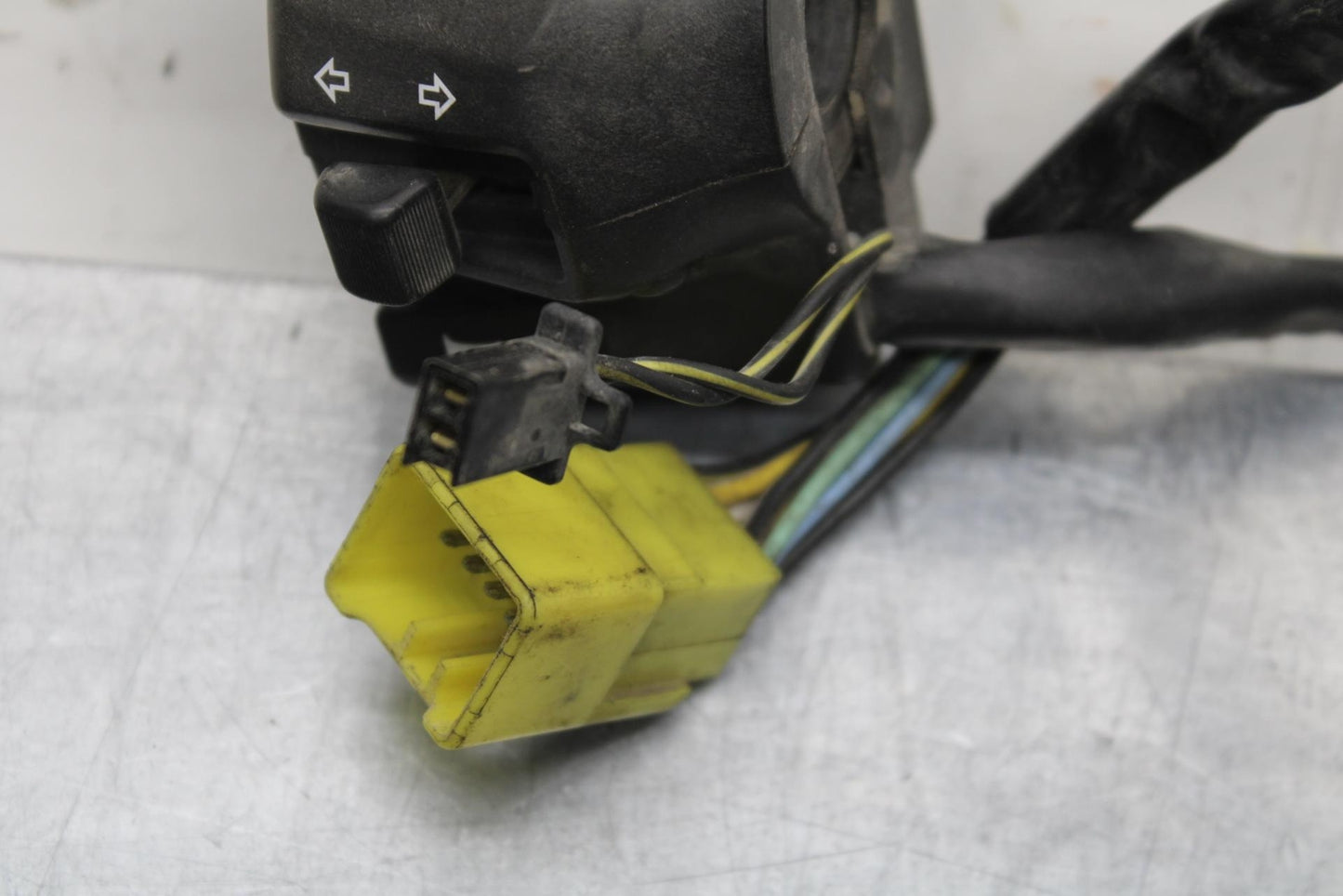 1999 Suzuki GSXR600 LEFT CLIP ON HANDLE HORN SIGNALS SWITCH  BB580