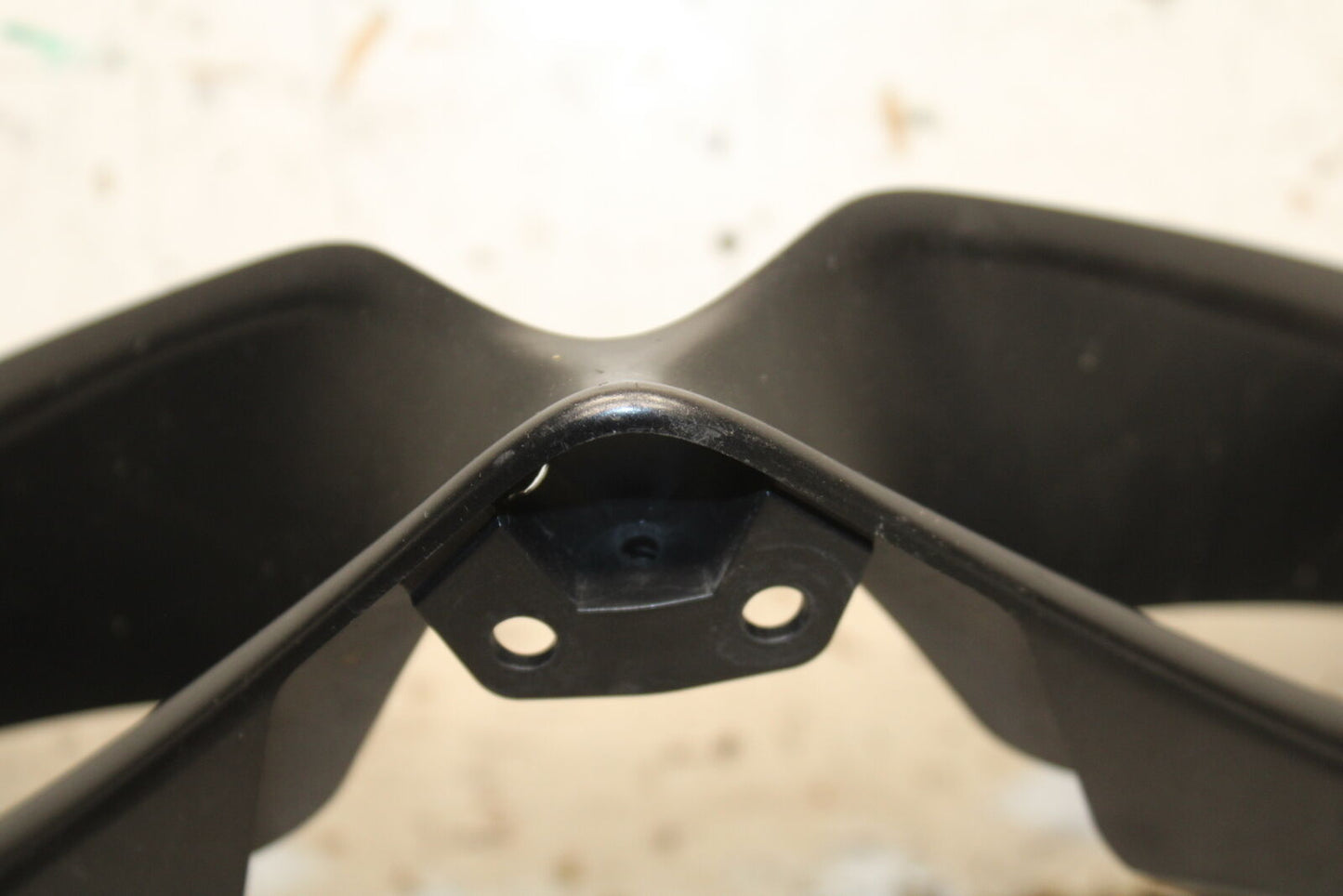 08-10 SUZUKI GSXR 600  FRONT CENTER COWL FAIRING BB630
