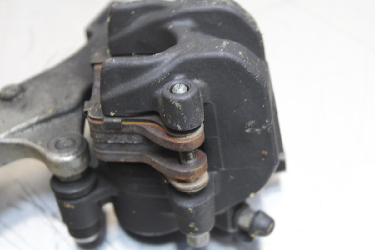 07-12 HONDA CBR600RR REAR BACK BRAKE CALIPER W MOUNT BRACKET 43150-MFJ-D01 BB135