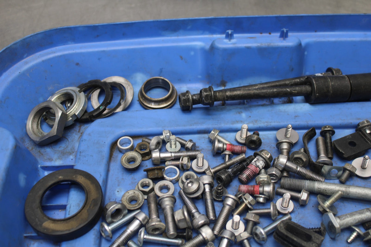 23-26 KAWASAKI NINJA ZX4RR MOUNTING BOLTS HARDWARE SCREWS BB898