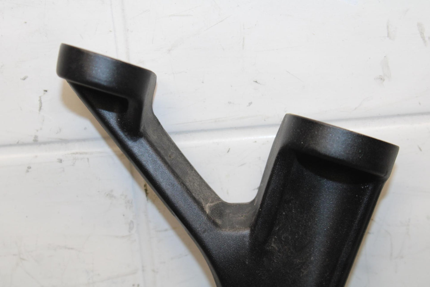 19-22 KAWASAKI Z400 LEFT REAR BACK PASSENGER PEG BB586