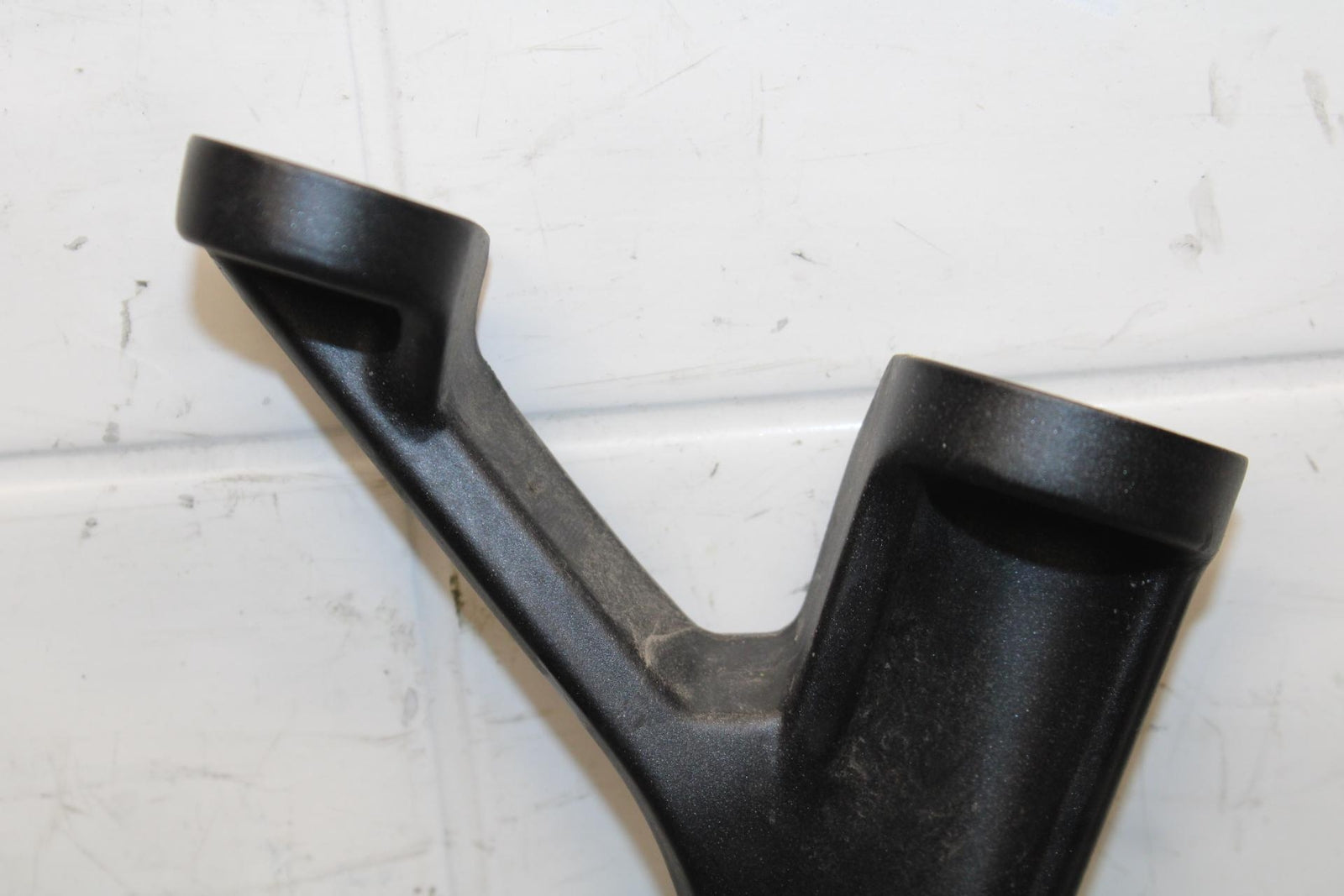 19-22 KAWASAKI Z400 LEFT REAR BACK PASSENGER PEG BB586