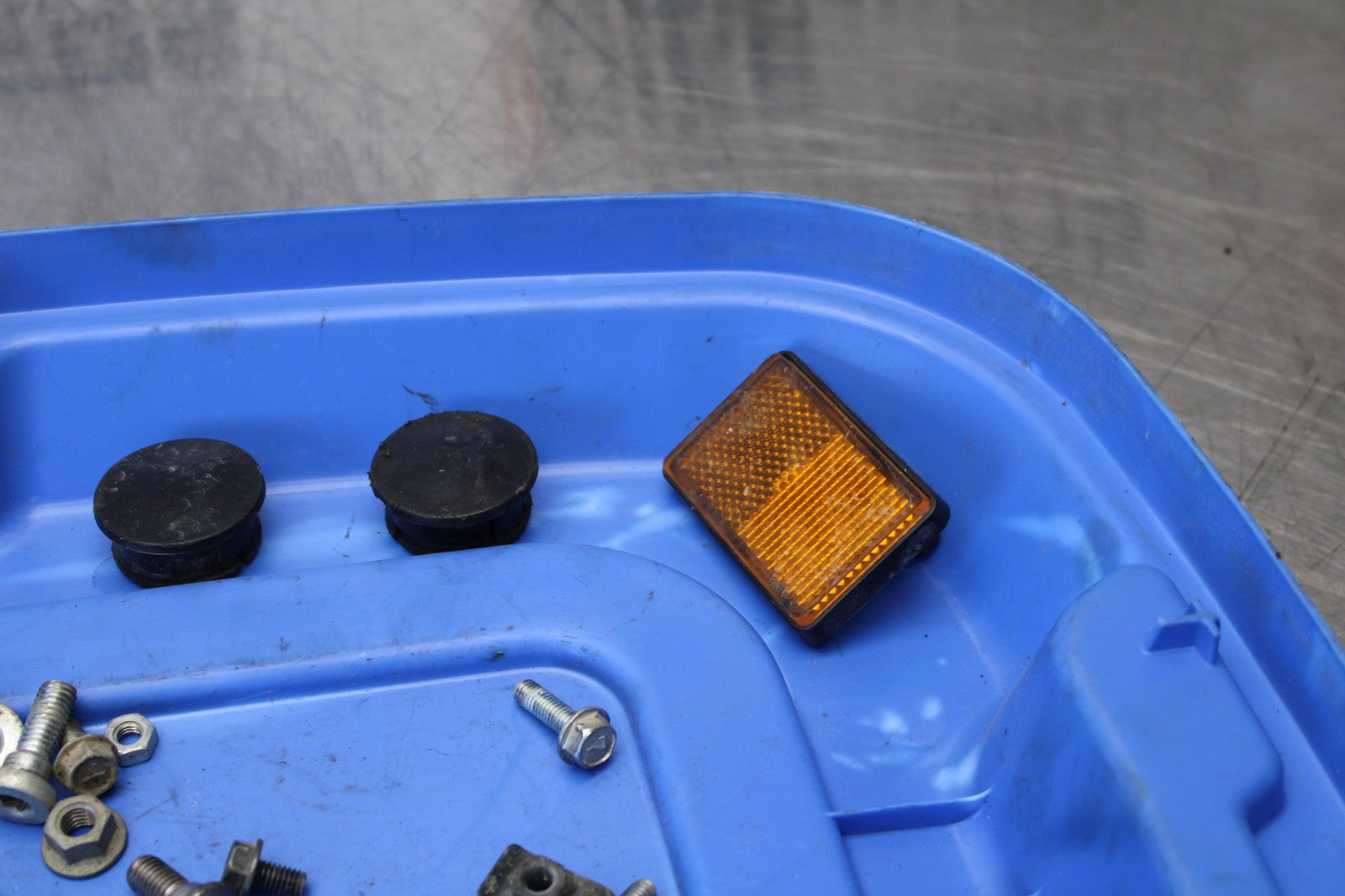 08-18 KAWASAKI KLR650 MOUNTING BOLTS HARDWARE MOTOR SCREWS BB183